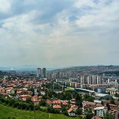 Harmony - Panoramic View & Free Parking Гостьовий будинок Сараєво